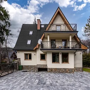 7 Folk & Modern , Zakopane Polska